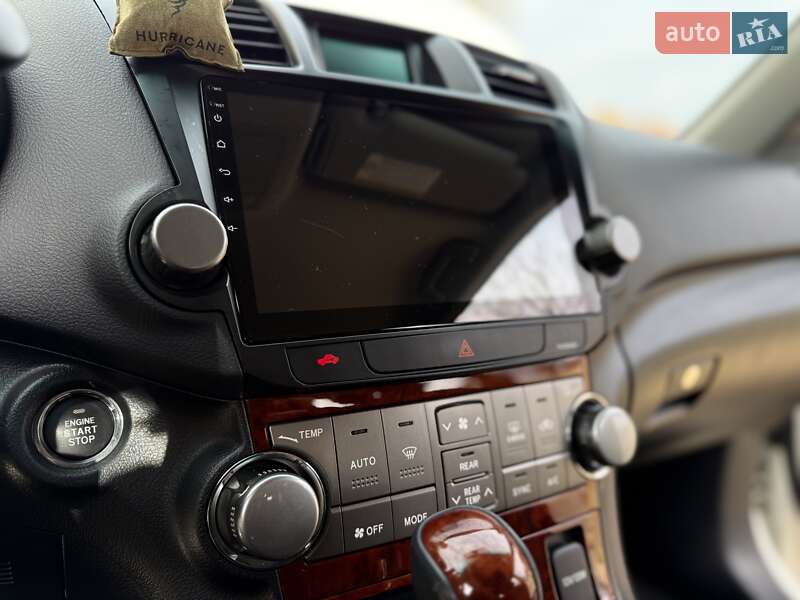 Внедорожник / Кроссовер Toyota Highlander 2011 в Одессе