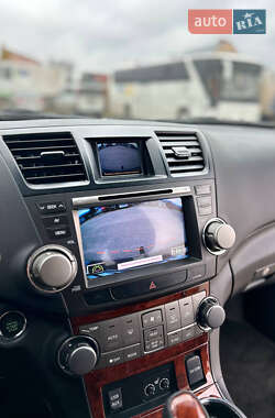 Внедорожник / Кроссовер Toyota Highlander 2011 в Виннице