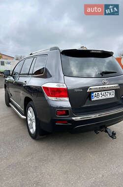 Внедорожник / Кроссовер Toyota Highlander 2011 в Виннице