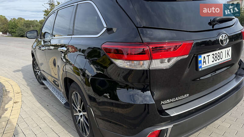 Внедорожник / Кроссовер Toyota Highlander 2017 в Городенке фото 9 Внедорожник / Кроссовер Toyota Highlander 2017 в Городенке