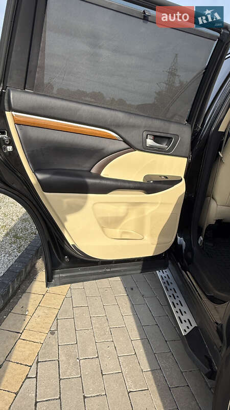 Внедорожник / Кроссовер Toyota Highlander 2017 в Городенке фото 20 Внедорожник / Кроссовер Toyota Highlander 2017 в Городенке