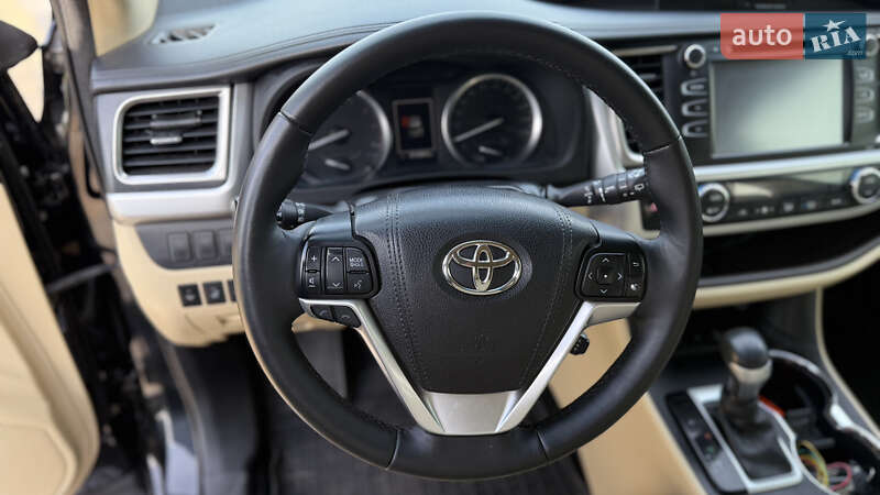 Внедорожник / Кроссовер Toyota Highlander 2017 в Городенке фото 32 Внедорожник / Кроссовер Toyota Highlander 2017 в Городенке