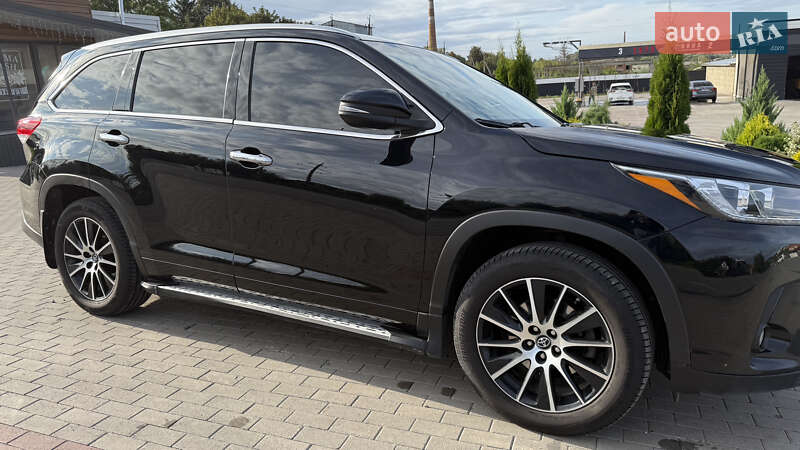 Внедорожник / Кроссовер Toyota Highlander 2017 в Городенке фото 39 Внедорожник / Кроссовер Toyota Highlander 2017 в Городенке