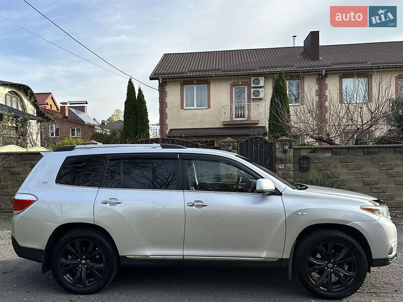 Внедорожник / Кроссовер Toyota Highlander 2011 в Ровно фото 4 Внедорожник / Кроссовер Toyota Highlander 2011 в Ровно