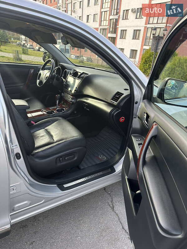 Внедорожник / Кроссовер Toyota Highlander 2011 в Ровно фото 29 Внедорожник / Кроссовер Toyota Highlander 2011 в Ровно