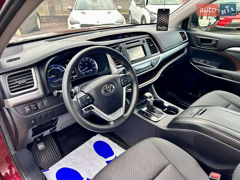 Внедорожник / Кроссовер Toyota Highlander 2018 в Одессе фото 18 Внедорожник / Кроссовер Toyota Highlander 2018 в Одессе