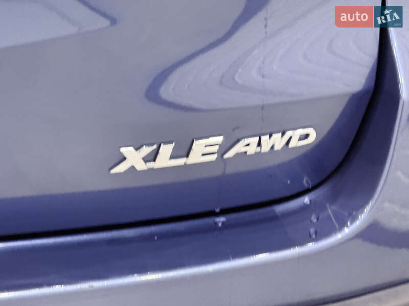 Внедорожник / Кроссовер Toyota Highlander 2016 в Одессе