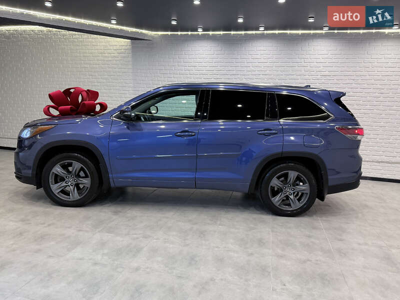 Внедорожник / Кроссовер Toyota Highlander 2016 в Одессе