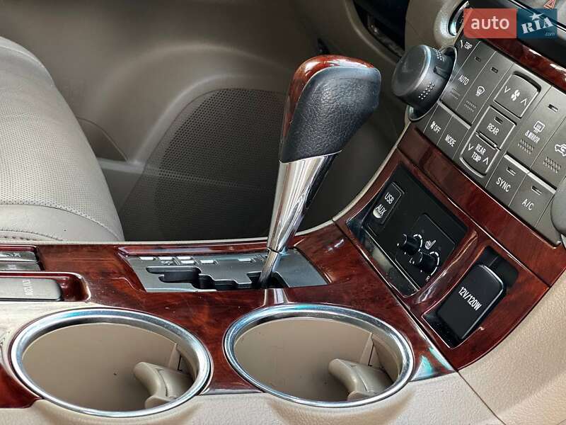 Внедорожник / Кроссовер Toyota Highlander 2012 в Ахтырке фото 37 Внедорожник / Кроссовер Toyota Highlander 2012 в Ахтырке