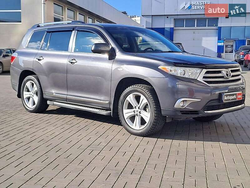 Внедорожник / Кроссовер Toyota Highlander 2013 в Одессе