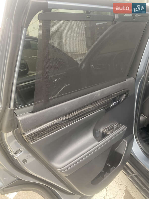 Внедорожник / Кроссовер Toyota Highlander 2022 в Киеве