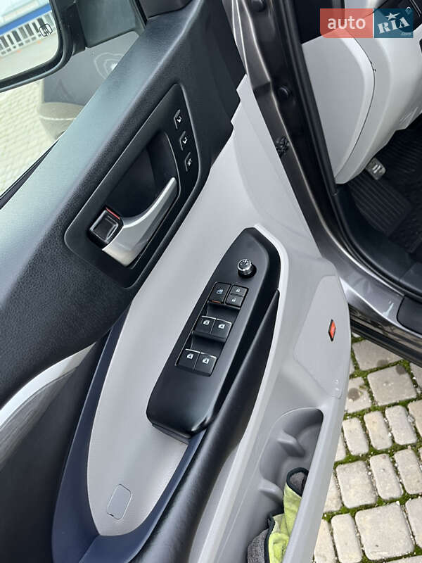 Позашляховик / Кросовер Toyota Highlander 2019 в Одесі фото 16 Позашляховик / Кросовер Toyota Highlander 2019 в Одесі