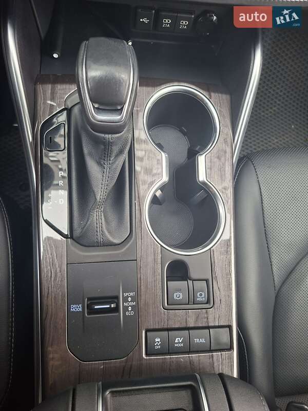 Внедорожник / Кроссовер Toyota Highlander 2020 в Киеве фото 14 Внедорожник / Кроссовер Toyota Highlander 2020 в Киеве
