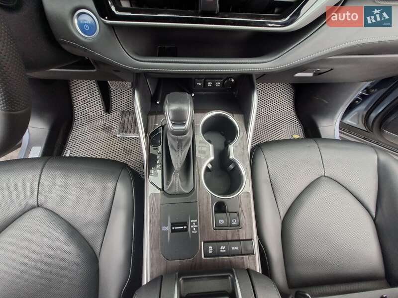 Внедорожник / Кроссовер Toyota Highlander 2020 в Киеве фото 19 Внедорожник / Кроссовер Toyota Highlander 2020 в Киеве