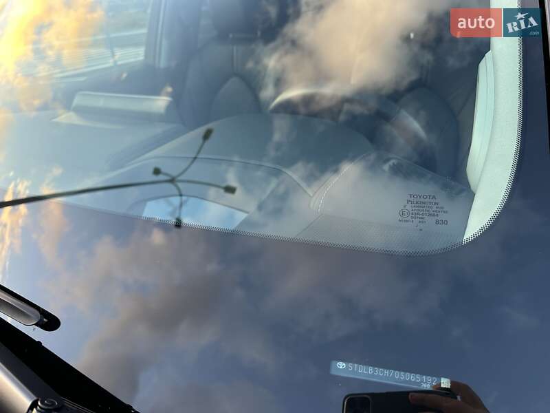 Внедорожник / Кроссовер Toyota Highlander 2021 в Киеве