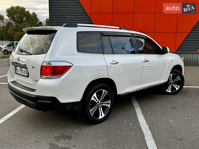 Внедорожник / Кроссовер Toyota Highlander 2012 в Киеве