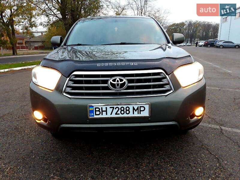 Внедорожник / Кроссовер Toyota Highlander 2008 в Болграде
