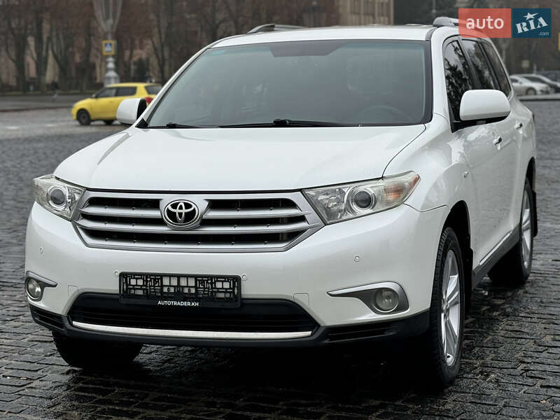 Внедорожник / Кроссовер Toyota Highlander 2012 в Харькове
