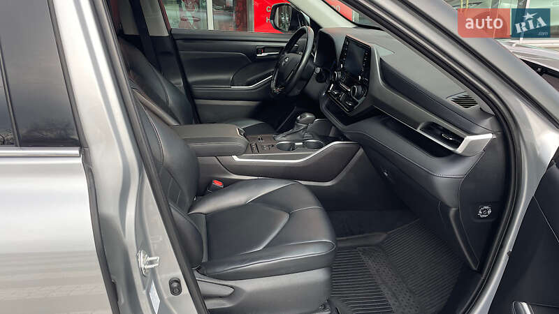 Внедорожник / Кроссовер Toyota Highlander 2021 в Запорожье фото 6 Внедорожник / Кроссовер Toyota Highlander 2021 в Запорожье
