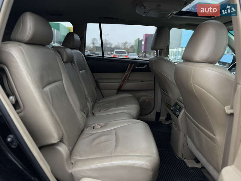 Внедорожник / Кроссовер Toyota Highlander 2008 в Киеве