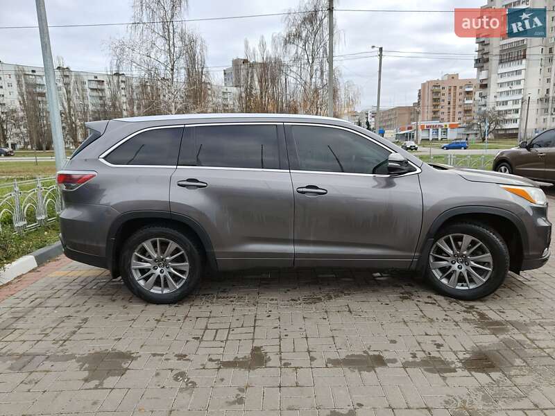 Позашляховик / Кросовер Toyota Highlander 2016 в Харкові фото 7 Позашляховик / Кросовер Toyota Highlander 2016 в Харкові