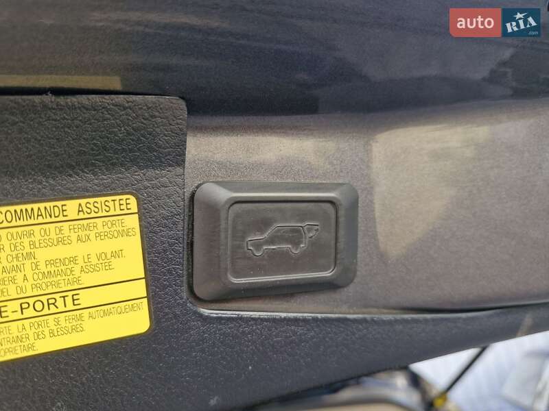 Внедорожник / Кроссовер Toyota Highlander 2011 в Николаеве