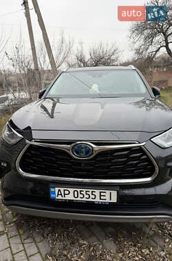 Внедорожник / Кроссовер Toyota Highlander 2024 в Запорожье