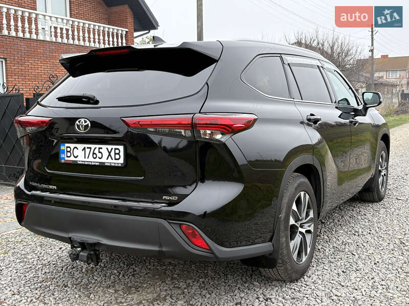 Внедорожник / Кроссовер Toyota Highlander 2020 в Луцке