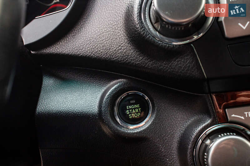 Позашляховик / Кросовер Toyota Highlander 2011 в Львові фото 46 Позашляховик / Кросовер Toyota Highlander 2011 в Львові