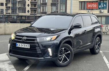 Позашляховик / Кросовер Toyota Highlander 2018 в Києві