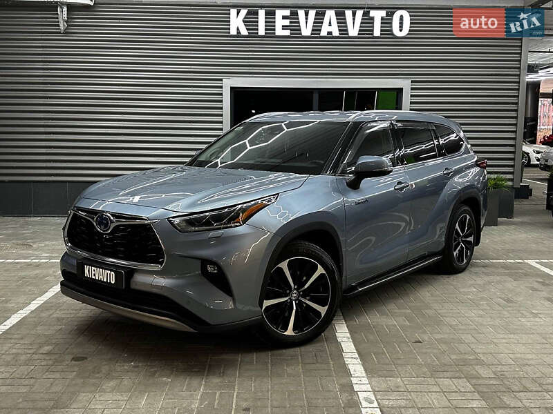Внедорожник / Кроссовер Toyota Highlander 2020 в Киеве