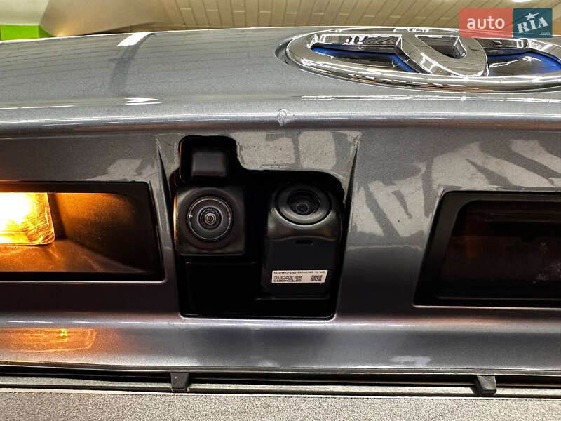 Внедорожник / Кроссовер Toyota Highlander 2020 в Киеве