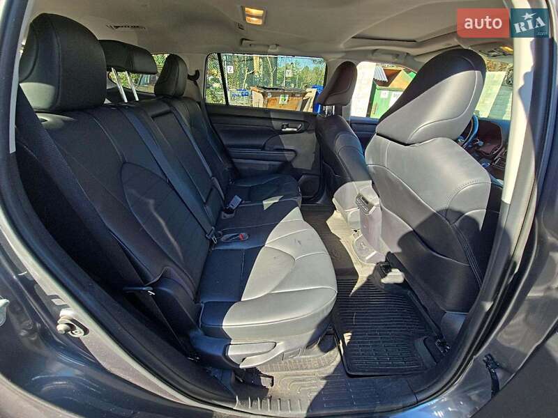 Внедорожник / Кроссовер Toyota Highlander 2020 в Львове фото 10 Внедорожник / Кроссовер Toyota Highlander 2020 в Львове