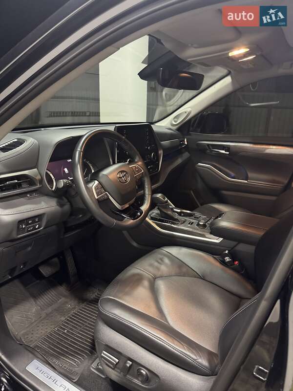 Внедорожник / Кроссовер Toyota Highlander 2022 в Виннице фото 23 Внедорожник / Кроссовер Toyota Highlander 2022 в Виннице