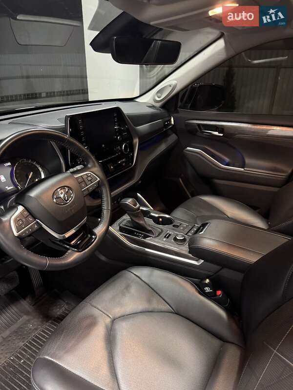 Внедорожник / Кроссовер Toyota Highlander 2022 в Виннице фото 26 Внедорожник / Кроссовер Toyota Highlander 2022 в Виннице