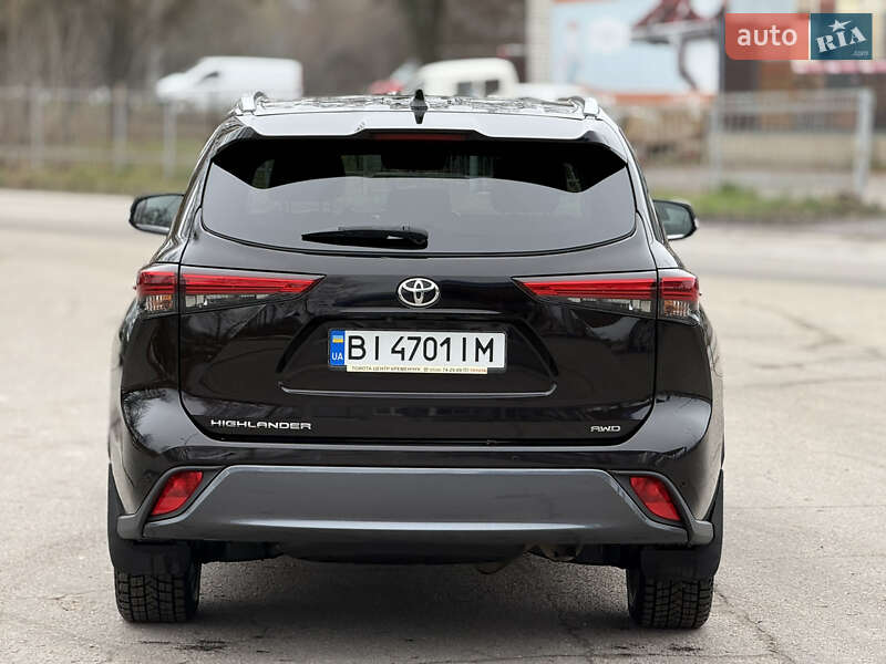 Внедорожник / Кроссовер Toyota Highlander 2020 в Кременчуге