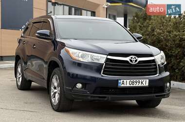 Позашляховик / Кросовер Toyota Highlander 2015 в Дніпрі