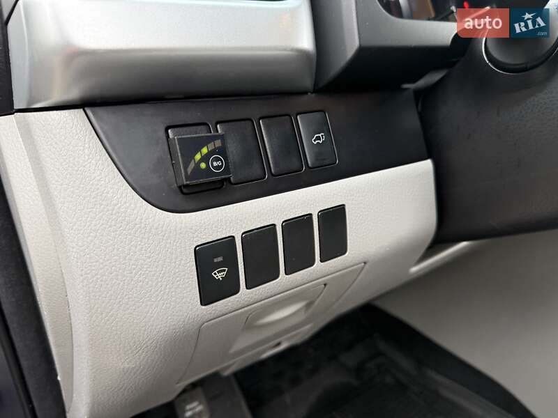 Внедорожник / Кроссовер Toyota Highlander 2015 в Днепре фото 22 Внедорожник / Кроссовер Toyota Highlander 2015 в Днепре