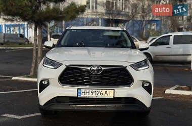 Позашляховик / Кросовер Toyota Highlander 2020 в Одесі