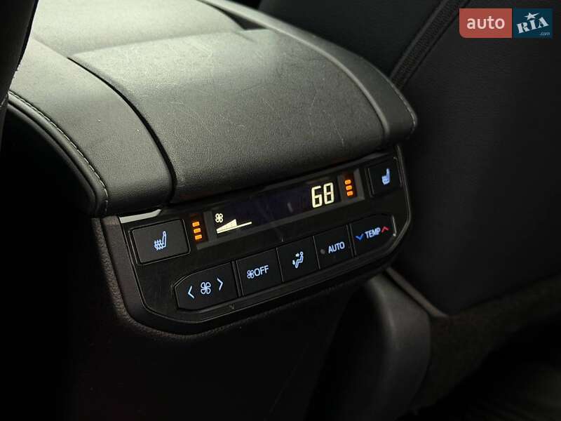 Позашляховик / Кросовер Toyota Highlander 2020 в Харкові фото 48 Позашляховик / Кросовер Toyota Highlander 2020 в Харкові