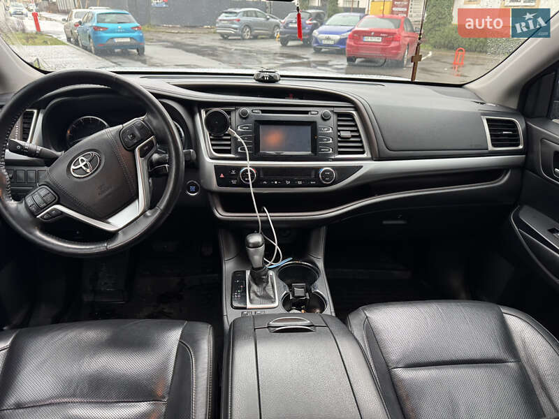 Позашляховик / Кросовер Toyota Highlander 2015 в Вінниці фото 16 Позашляховик / Кросовер Toyota Highlander 2015 в Вінниці