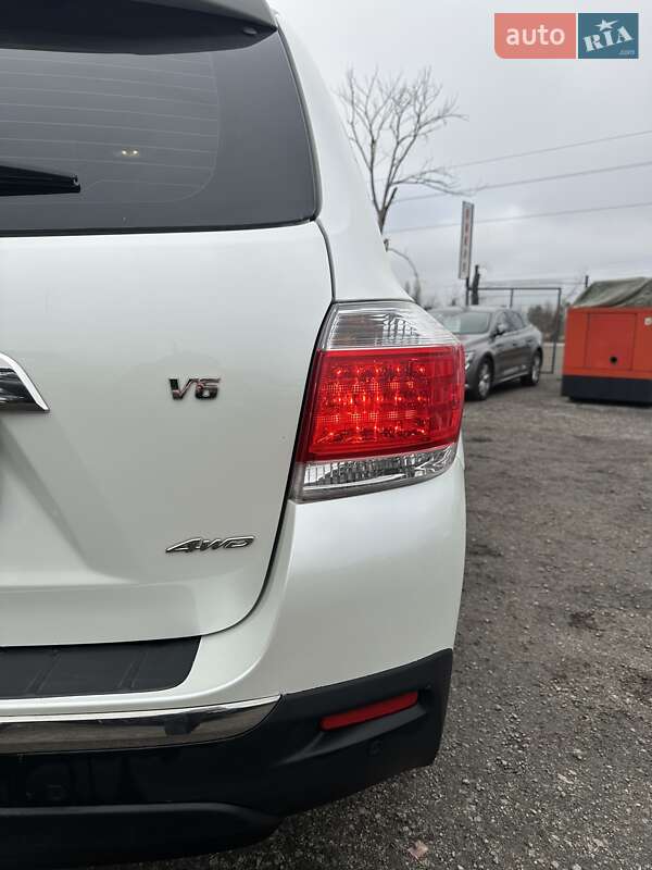 Внедорожник / Кроссовер Toyota Highlander 2012 в Белогородке фото 9 Внедорожник / Кроссовер Toyota Highlander 2012 в Белогородке