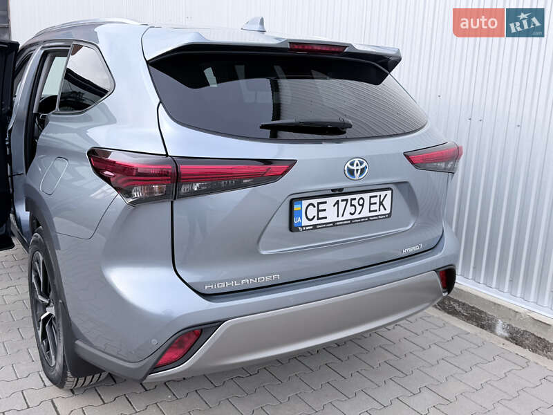 Внедорожник / Кроссовер Toyota Highlander 2021 в Киеве