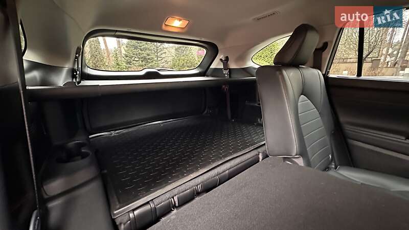 Внедорожник / Кроссовер Toyota Highlander 2021 в Киеве фото 16 Внедорожник / Кроссовер Toyota Highlander 2021 в Киеве