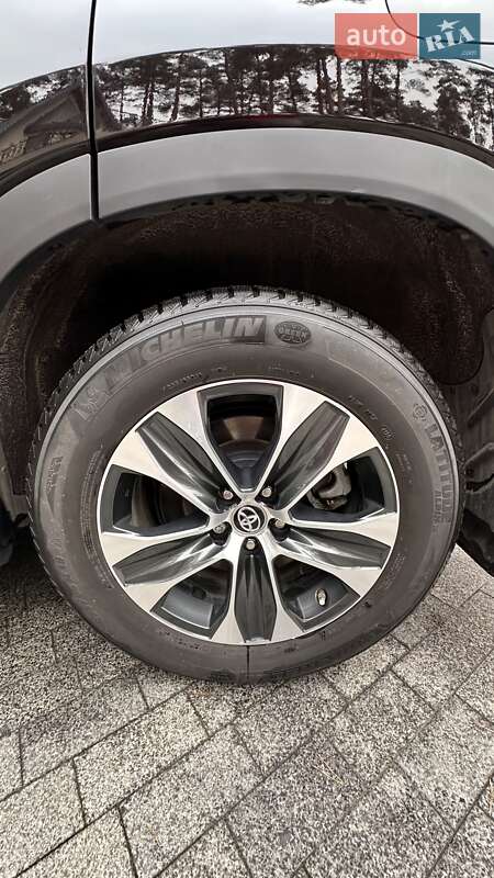 Внедорожник / Кроссовер Toyota Highlander 2021 в Киеве фото 30 Внедорожник / Кроссовер Toyota Highlander 2021 в Киеве
