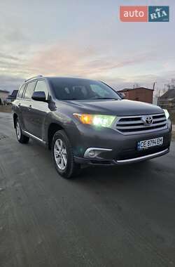 Внедорожник / Кроссовер Toyota Highlander 2013 в Нетешине