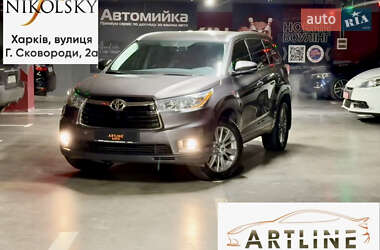 Позашляховик / Кросовер Toyota Highlander 2016 в Харкові