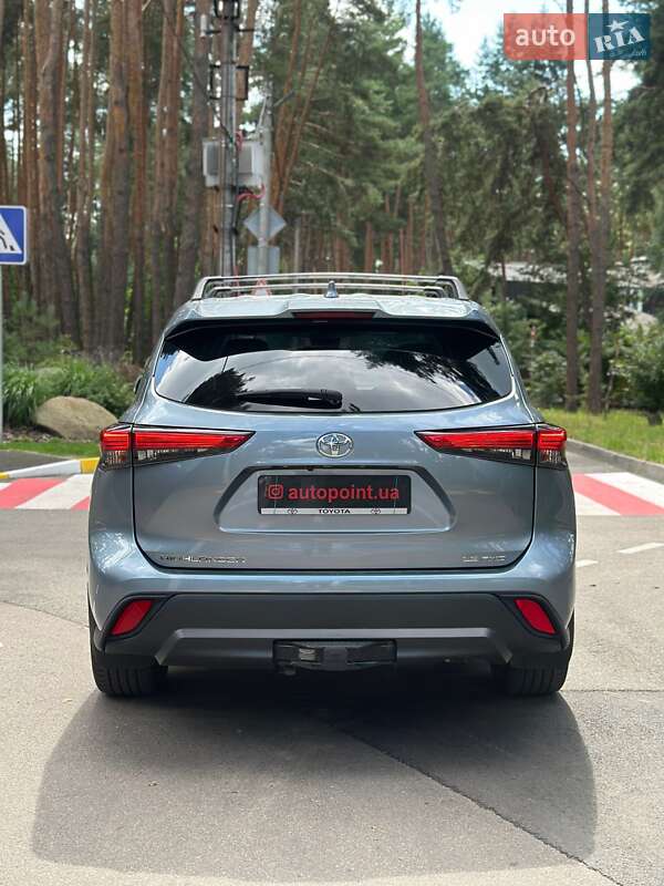 Позашляховик / Кросовер Toyota Highlander 2020 в Білогородці