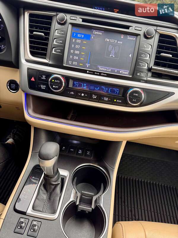 Внедорожник / Кроссовер Toyota Highlander 2018 в Кропивницком фото 33 Внедорожник / Кроссовер Toyota Highlander 2018 в Кропивницком