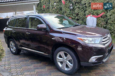 Внедорожник / Кроссовер Toyota Highlander 2013 в Киеве